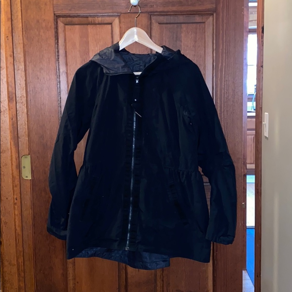 Lululemon Reversible cinch waist rain jacket